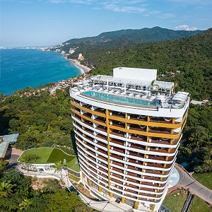 hotel mousai vallarta